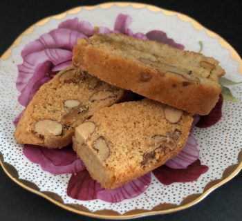 Biscuits and Van der Hamen´s sweet-shop